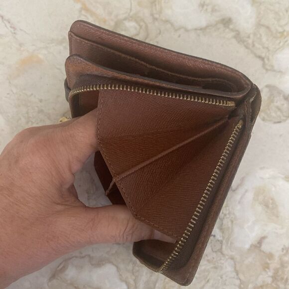 Louis Vuitton Monogram Compact Zip Bifold Wallet Authentic - Picture 16 of 17